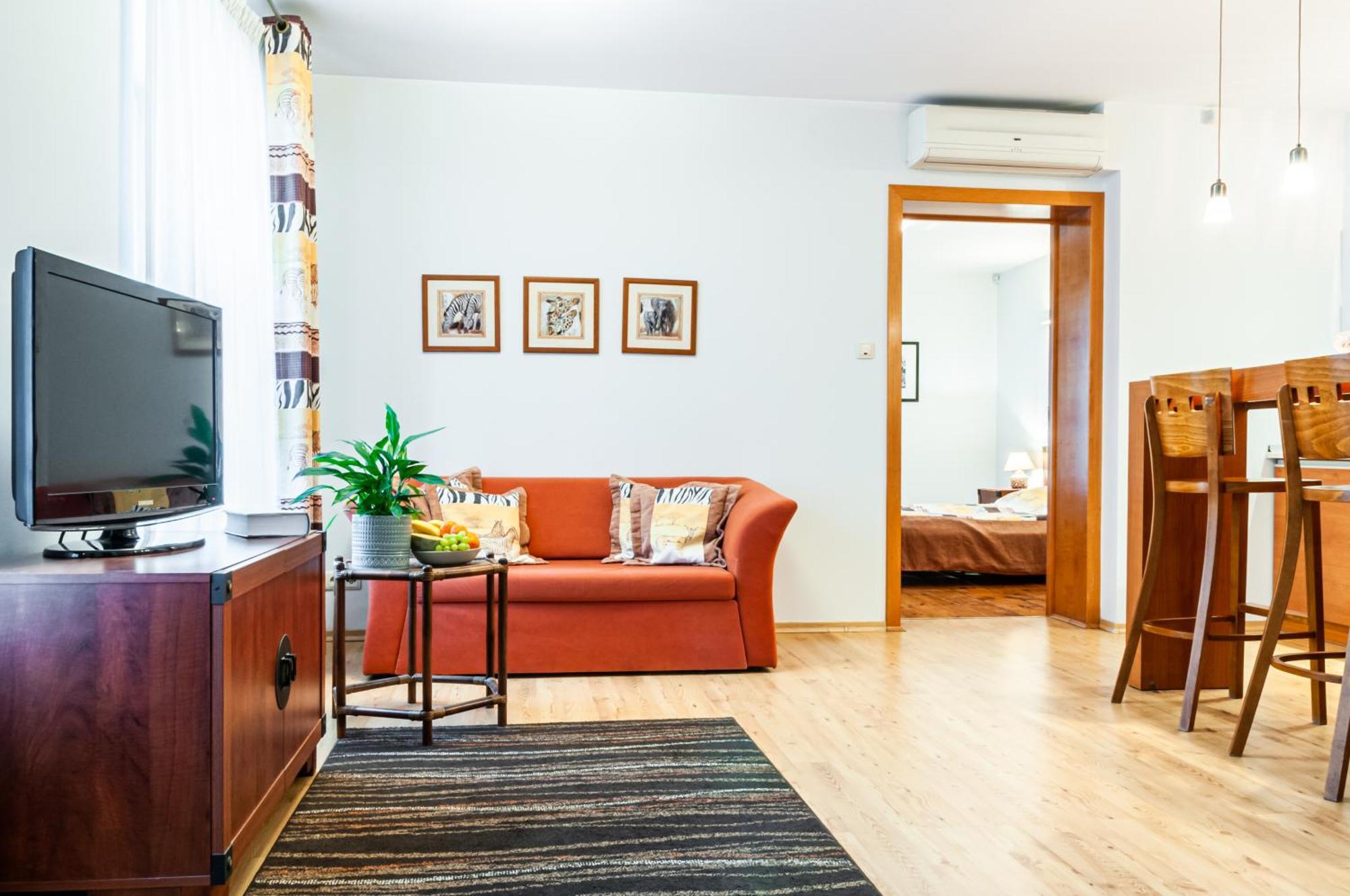 Home & Travel Lodz  Exterior photo