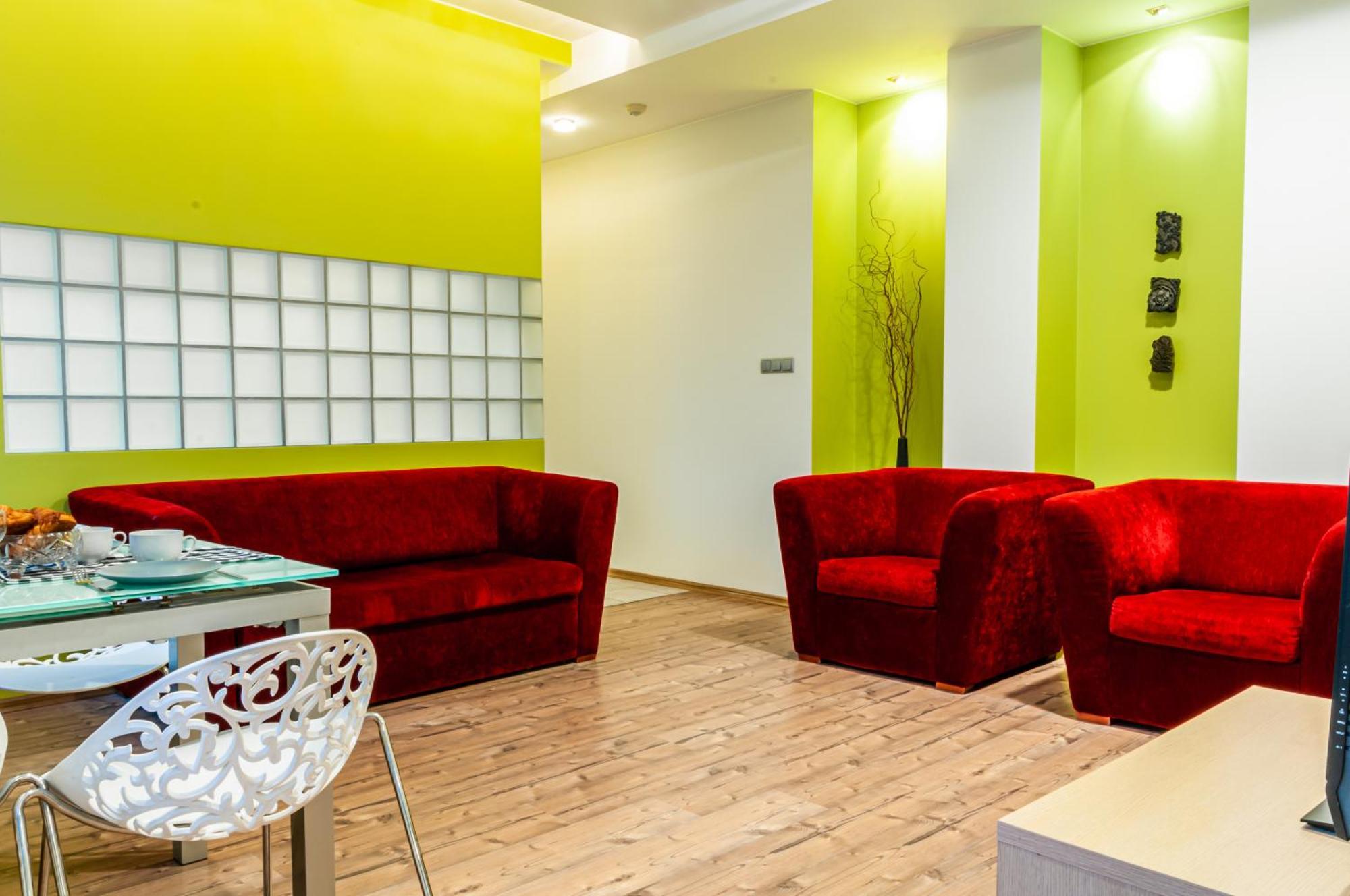 Home & Travel Lodz  Room photo