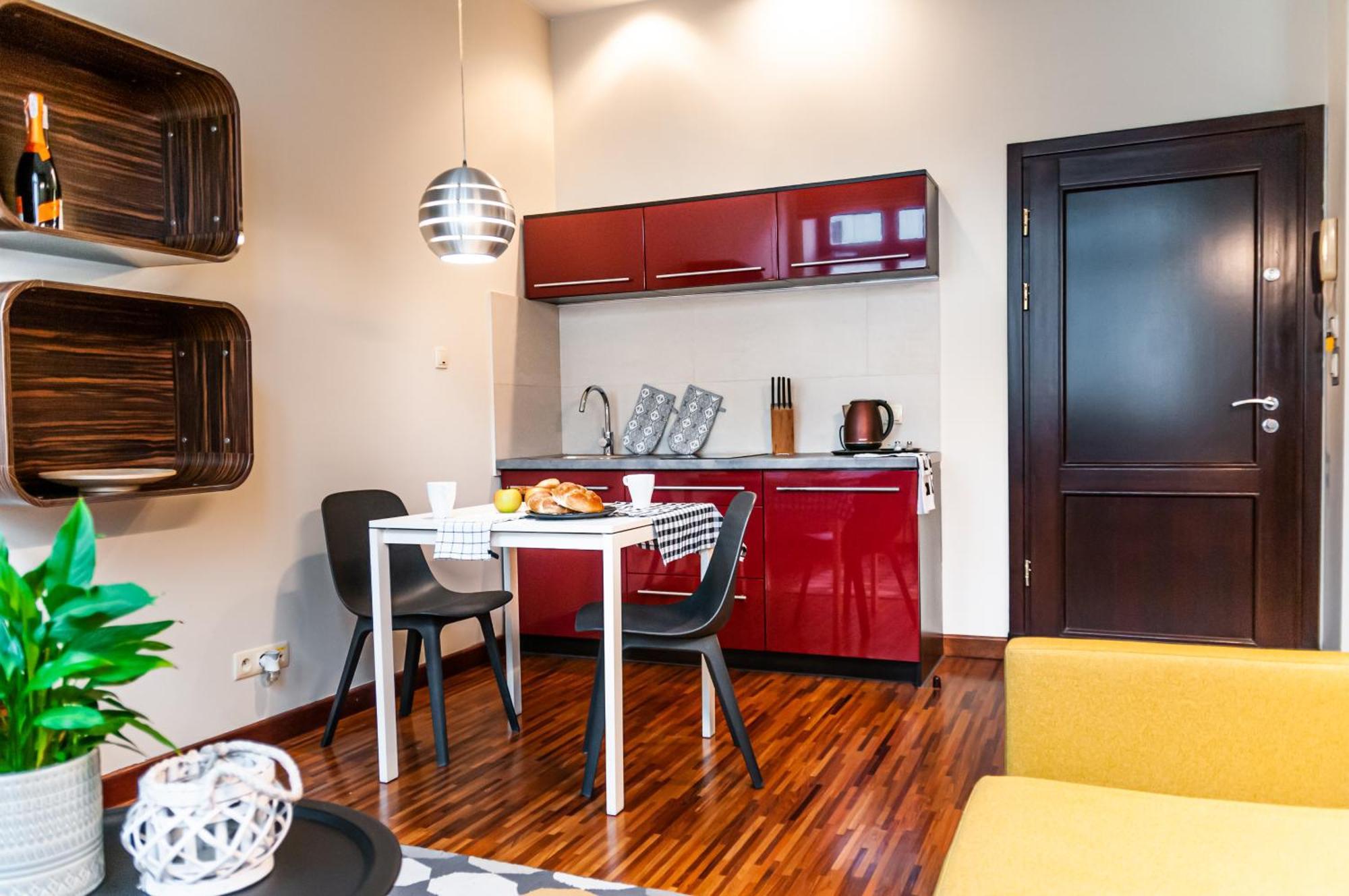 Home & Travel Lodz  Room photo